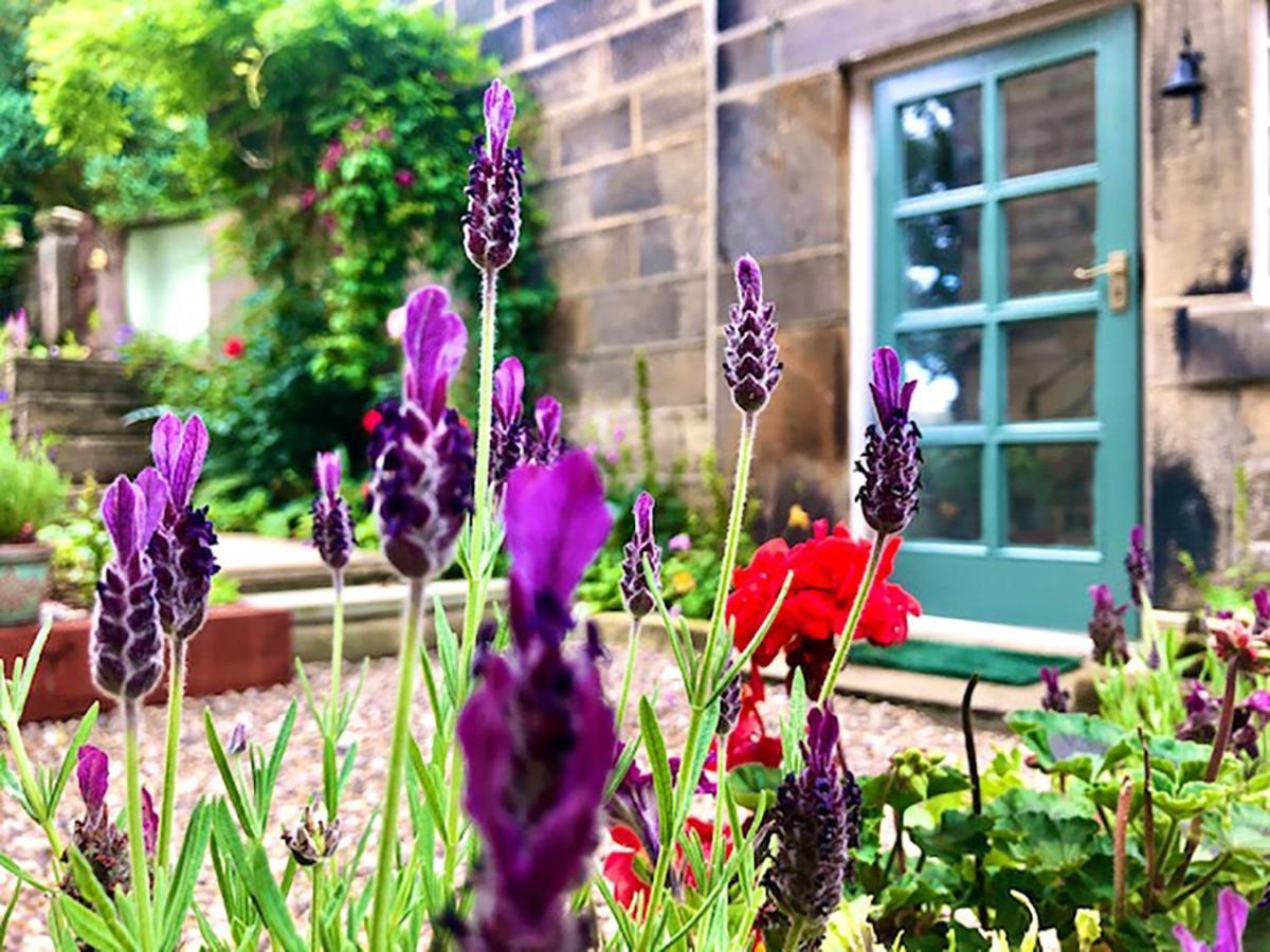 Ewood Cottage *New* Exquisite Country Cottage Тодморден Екстериор снимка