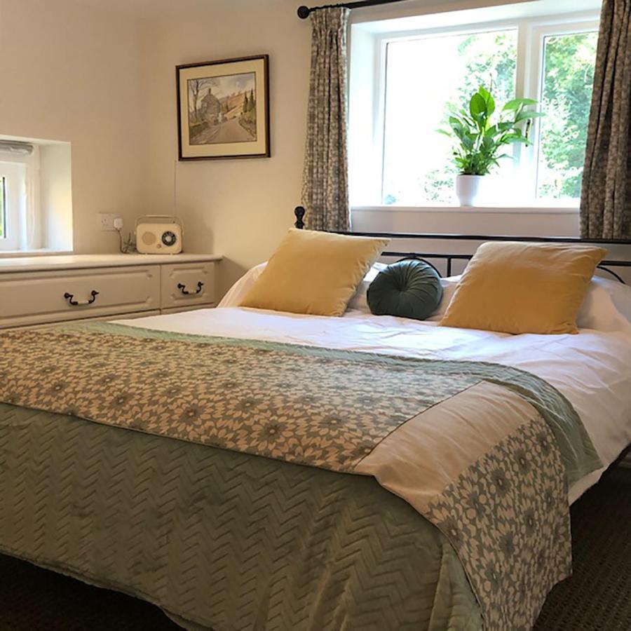 Ewood Cottage *New* Exquisite Country Cottage Тодморден Екстериор снимка