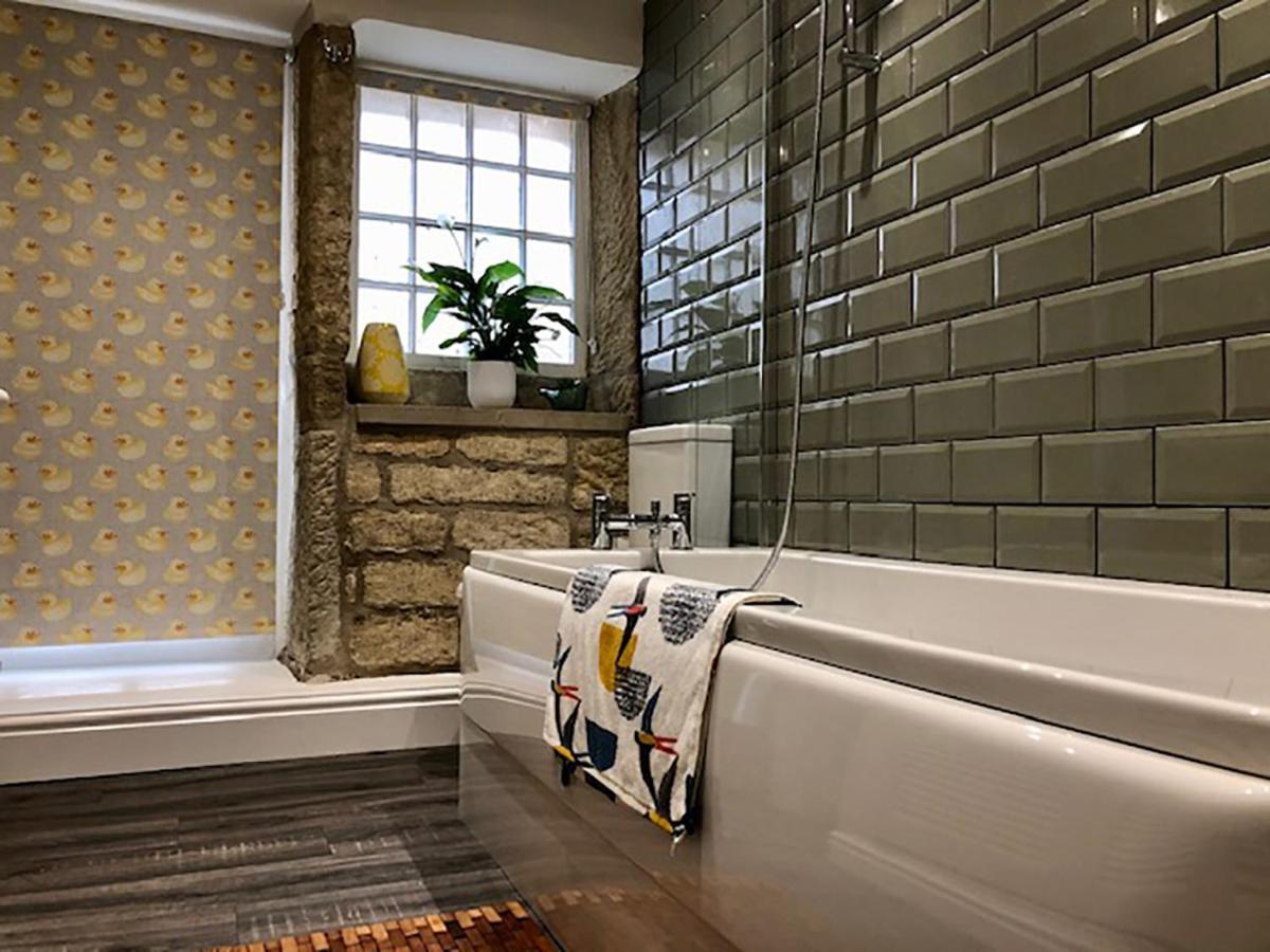 Ewood Cottage *New* Exquisite Country Cottage Тодморден Екстериор снимка